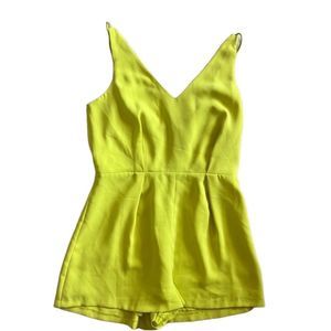 TOPSHOP Lime green black lace back in Women’s size 6